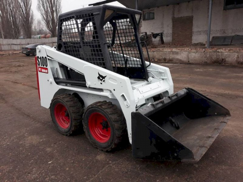 Аренда мини погрузчика Bobcat s100